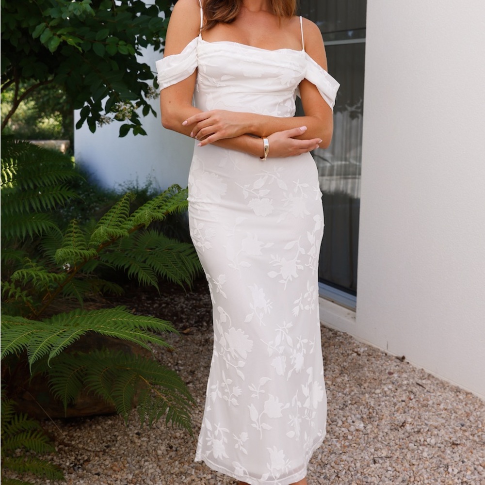 Hello Molly White Off-Shoulder Floral Midi Dress